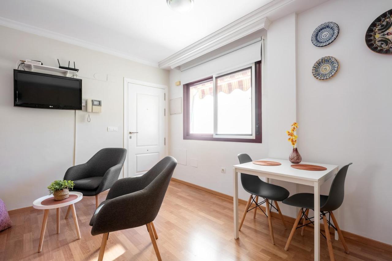 Carmen Estacion Apartment มาลากา ภายนอก รูปภาพ